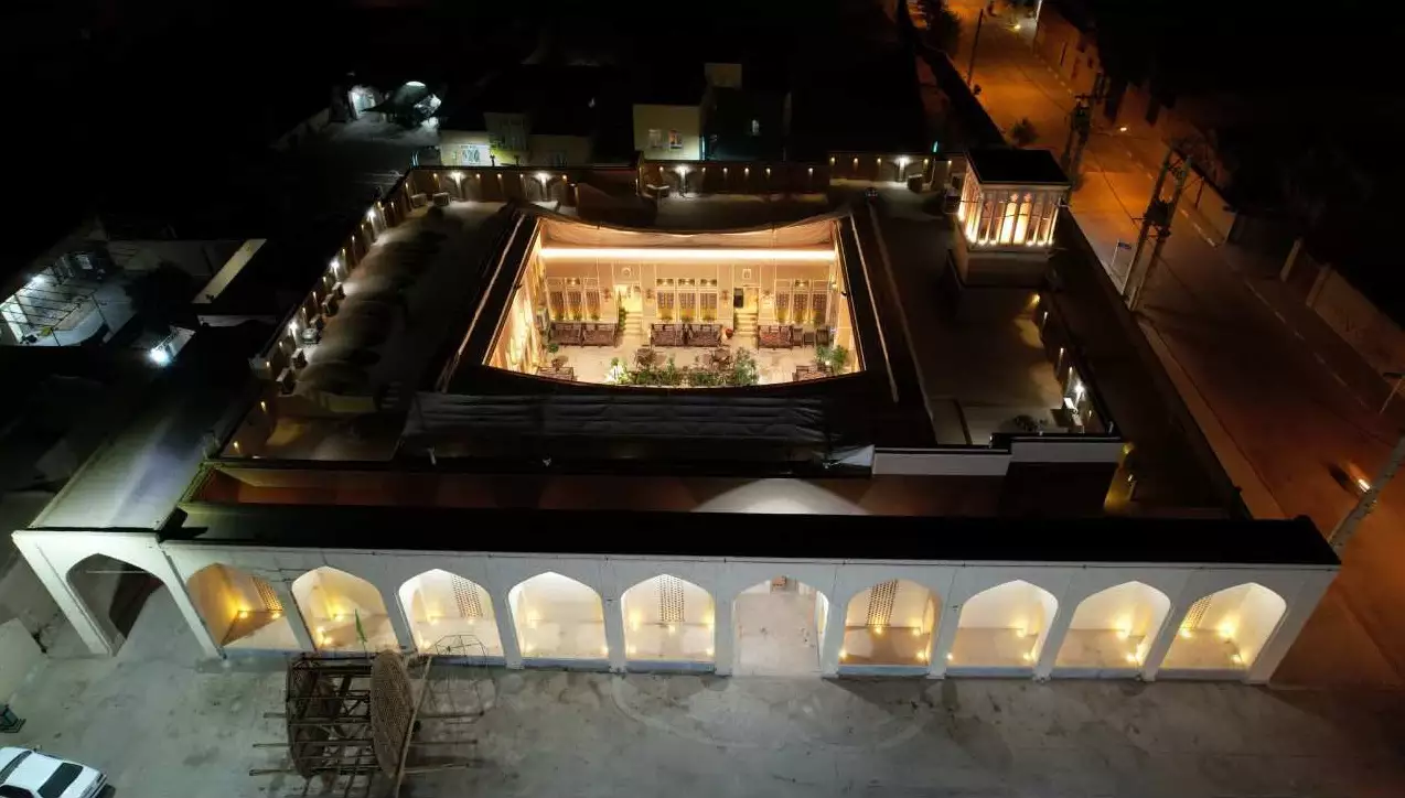 هتل سنتی حاجی بابایی زارچ یزد